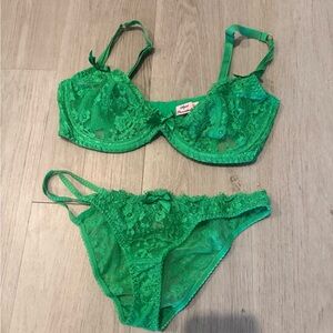 Agent provocateur Payge bra & panty set Green Lace Lingerie Set